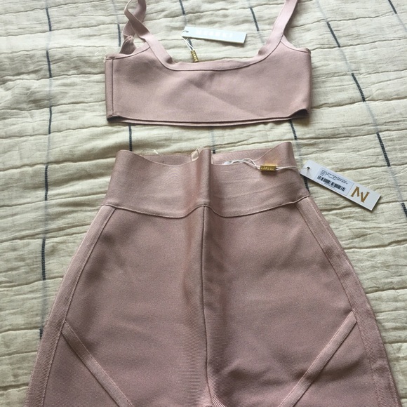 2 piece 💕💕 new Meshki💕💕 - Picture 2 of 5